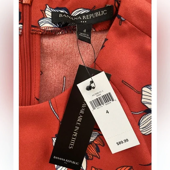 SOLD Banana Republic Red Floral Semi Bell Sleeve A-Line Dress Curved Hem - Picture 10 of 12